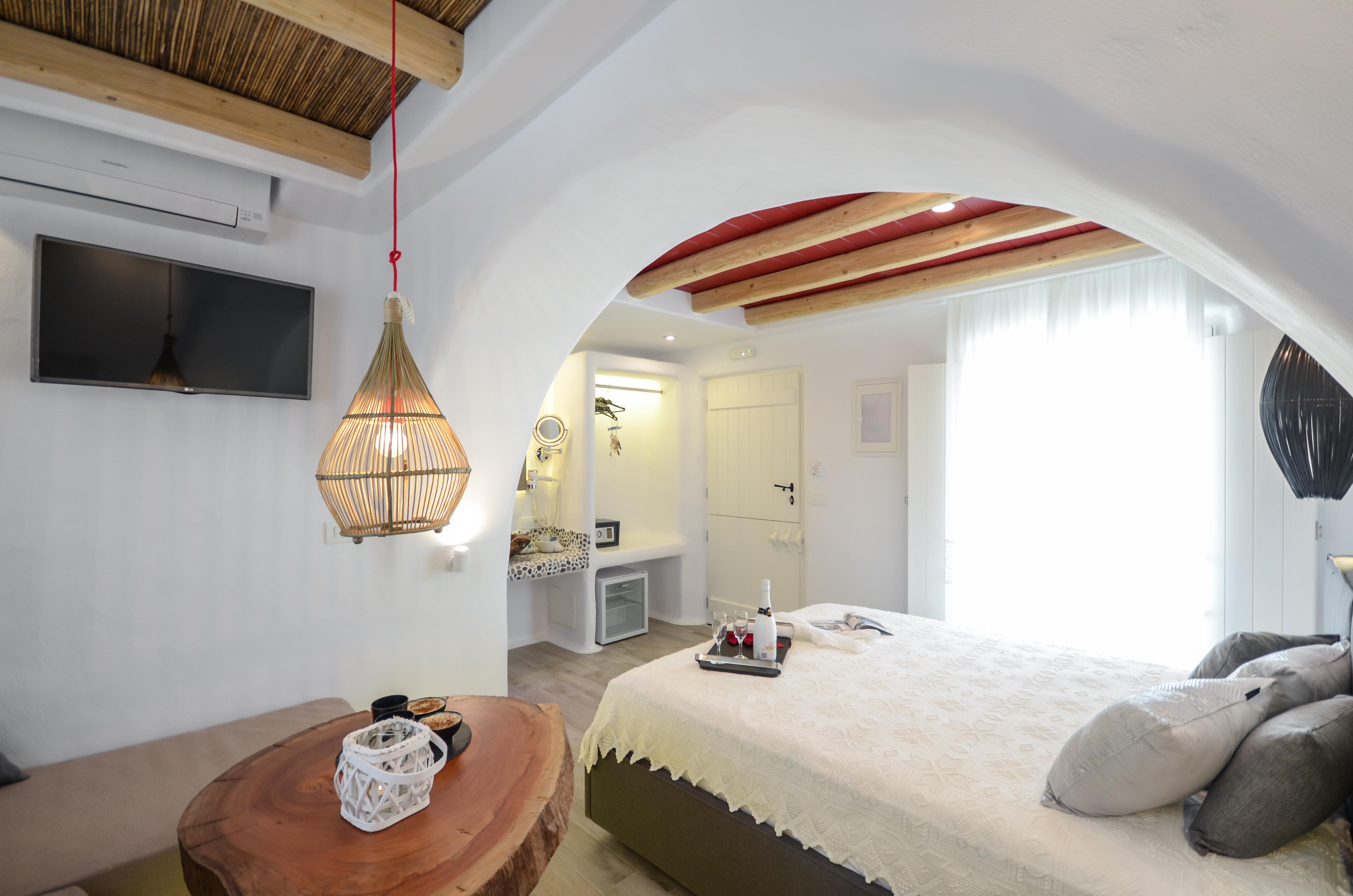 Naxos Island Escape Suites Plaka  Exterior photo